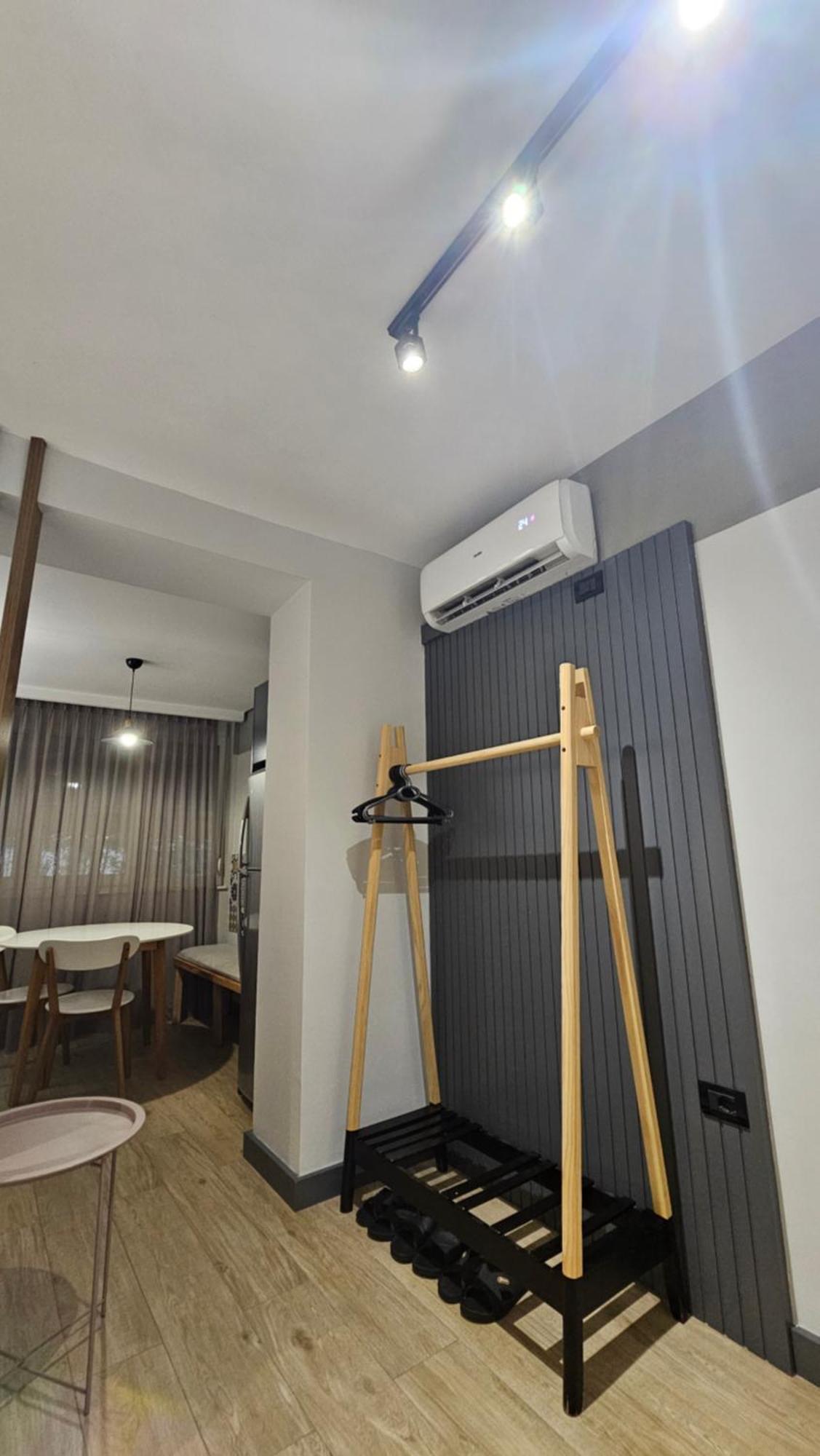 Tam Serviced Studio Apartments Next To Blloku Tirana Eksteriør billede